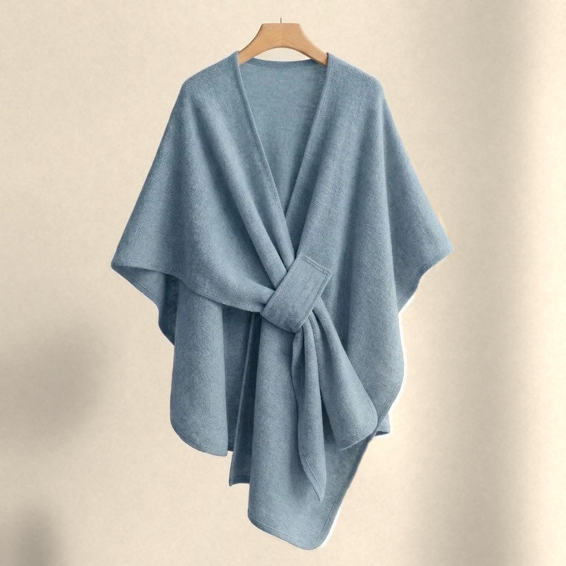 Stugans Poncho i Røykblå