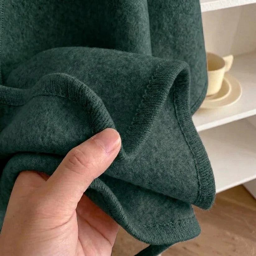 Stugans Poncho i Skoggrønn